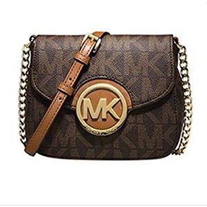 micheal kors crossbody